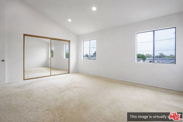 1071 N Glendora Avenue, Covina, CA 91724