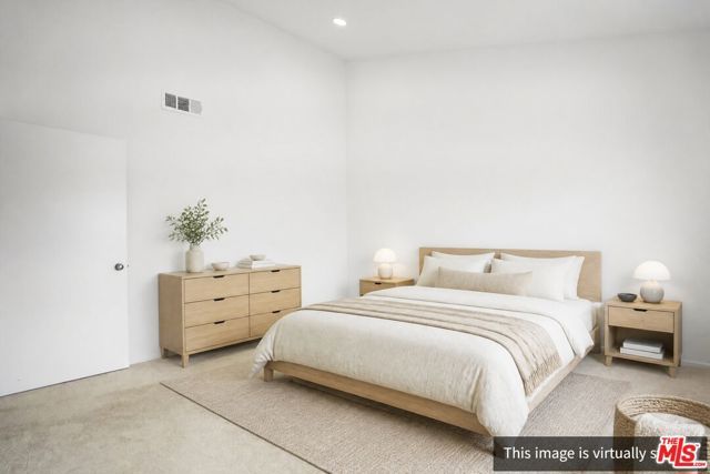 1071 N Glendora Avenue, Covina, CA 91724