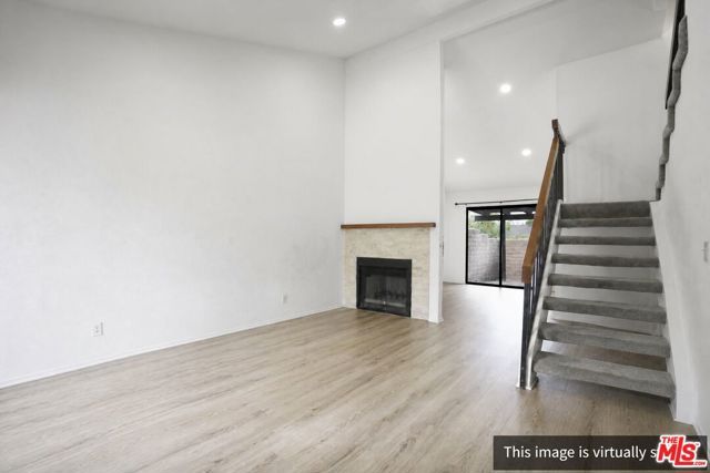1071 N Glendora Avenue, Covina, CA 91724