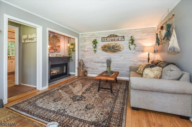 39 Circle Ave, Wayne Twp., NJ 07470