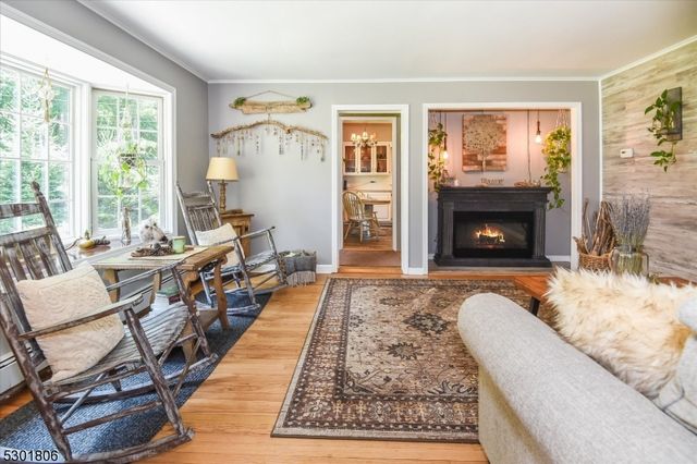 39 Circle Ave, Wayne Twp., NJ 07470