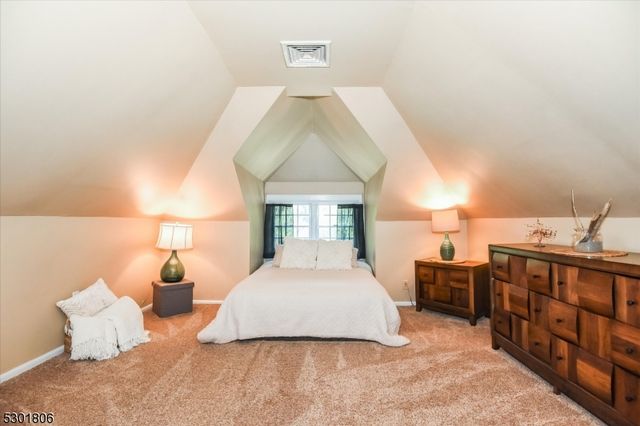 39 Circle Ave, Wayne Twp., NJ 07470