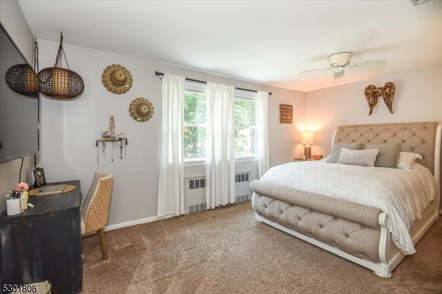 39 Circle Ave, Wayne Twp., NJ 07470