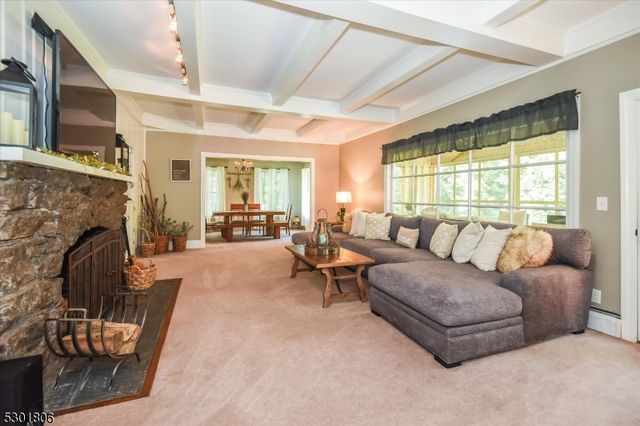 39 Circle Ave, Wayne Twp., NJ 07470
