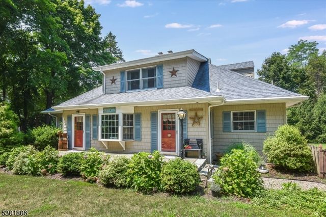 39 Circle Ave, Wayne Twp., NJ 07470