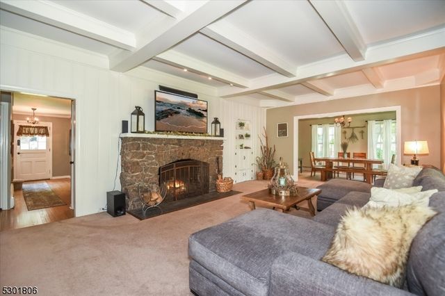 39 Circle Ave, Wayne Twp., NJ 07470