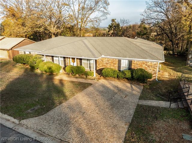 1210 Blueberry Hill Street, Van Buren, AR 72956