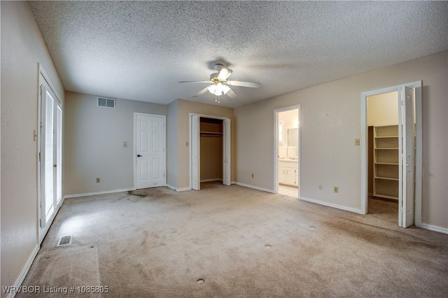 1210 Blueberry Hill Street, Van Buren, AR 72956