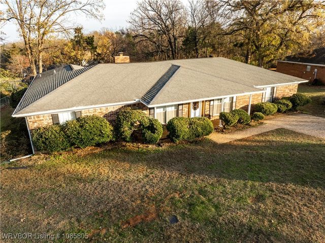 1210 Blueberry Hill Street, Van Buren, AR 72956