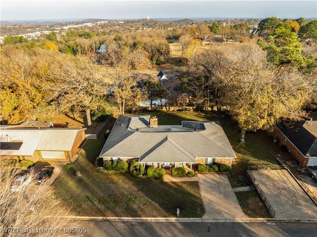 1210 Blueberry Hill Street, Van Buren, AR 72956