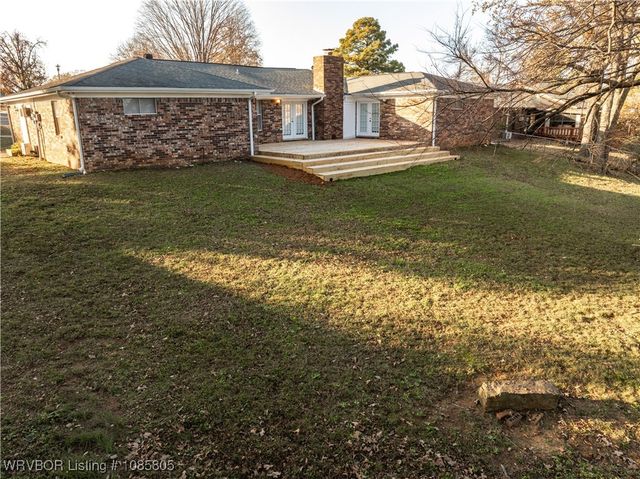 1210 Blueberry Hill Street, Van Buren, AR 72956