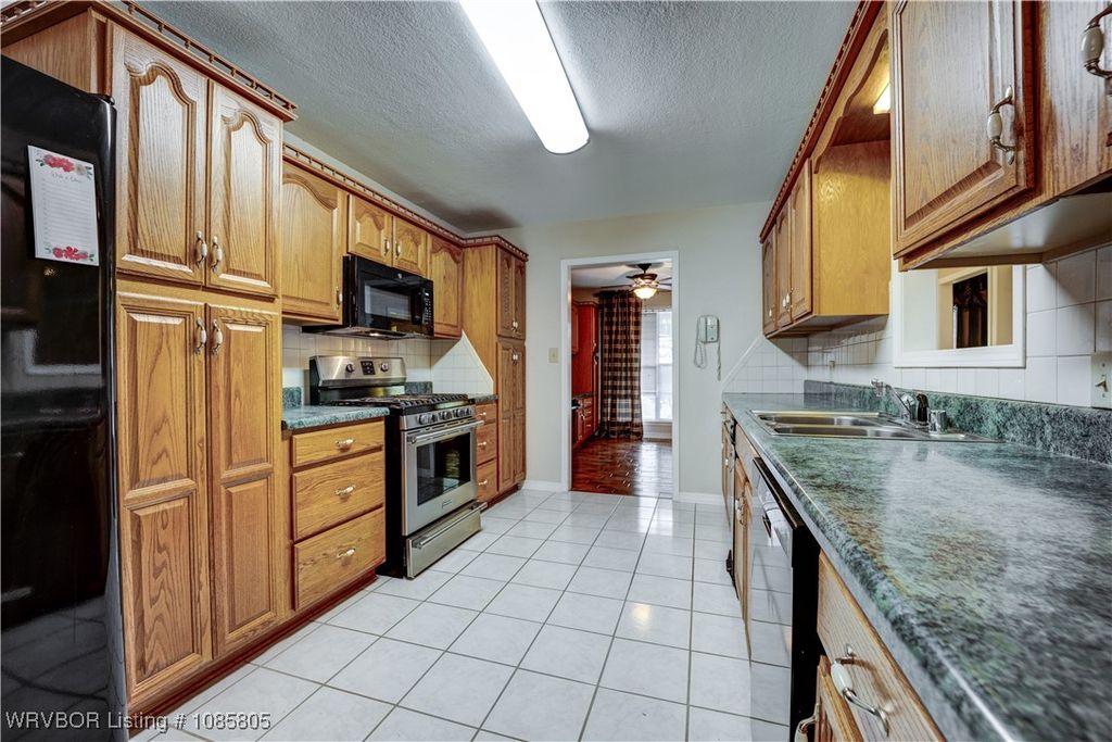 1210 Blueberry Hill Street 1210 Blueberry Hill Street