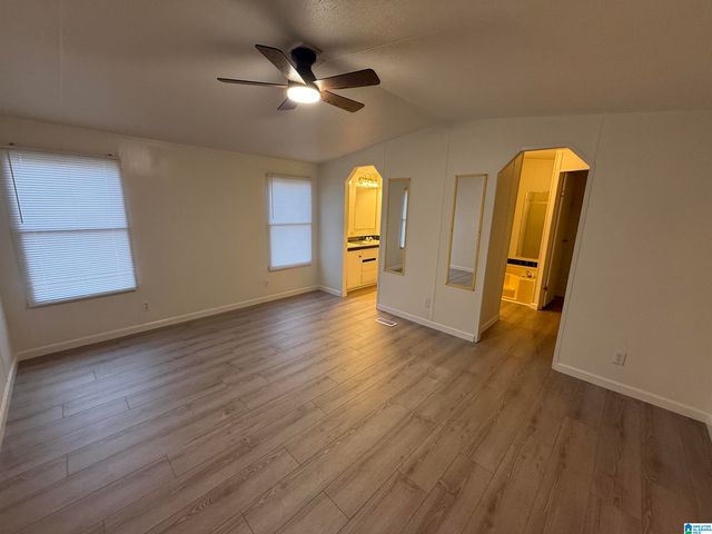 337 COUNTY ROAD 749, Jemison, AL 35085