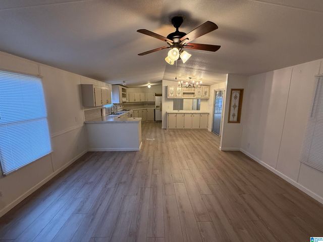 337 COUNTY ROAD 749, Jemison, AL 35085