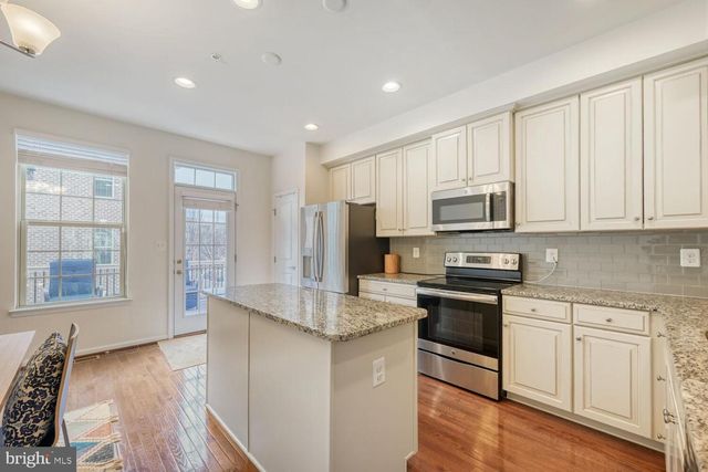 1017 MCDONOGH ST, Baltimore, MD 21205