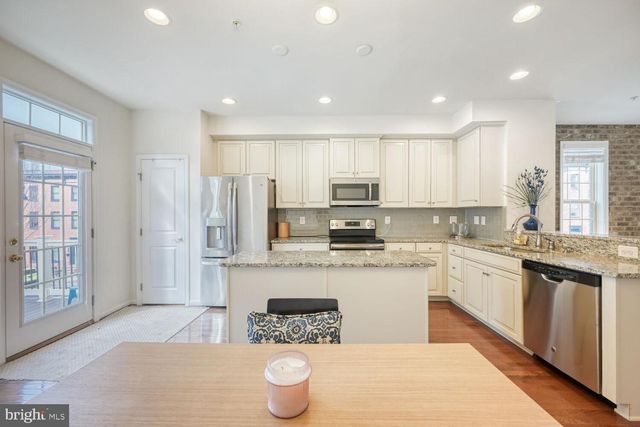 1017 MCDONOGH ST, Baltimore, MD 21205