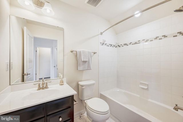 1017 MCDONOGH ST, Baltimore, MD 21205