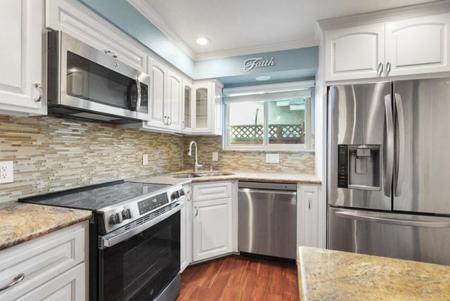 728 R St, Newman, CA 95360