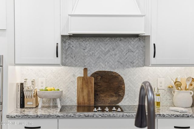 8570 ELLA JANE Drive, Jacksonville, FL 32256