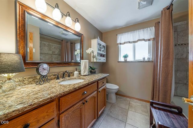 171 Shaniko Court, Medford, OR 97504