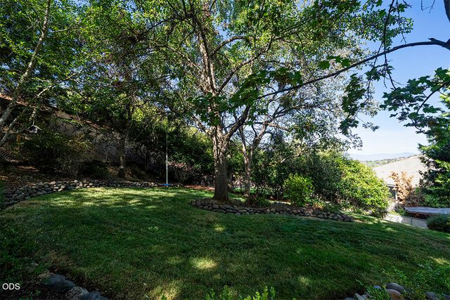 171 Shaniko Court, Medford, OR 97504