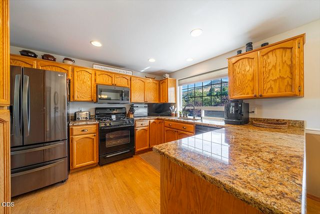 171 Shaniko Court, Medford, OR 97504