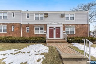 70 Hastings A, Rutherford, NJ 07070