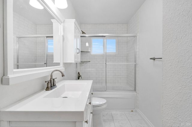 2275 E Lemmon Way, Hanford, CA 93230
