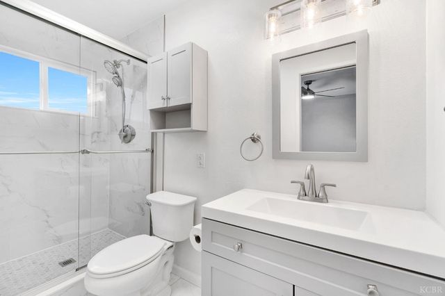 2275 E Lemmon Way, Hanford, CA 93230