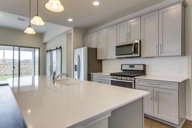 13910 Osmarea DR 74, Austin, TX 78717