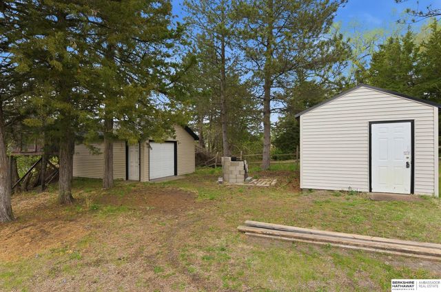 2530 Christensen Field Road, Fremont, NE 68025