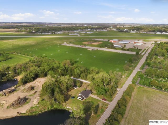 2530 Christensen Field Road, Fremont, NE 68025