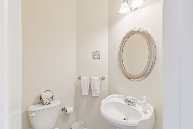 125 Simonton Way, St Simons Island, GA 31522