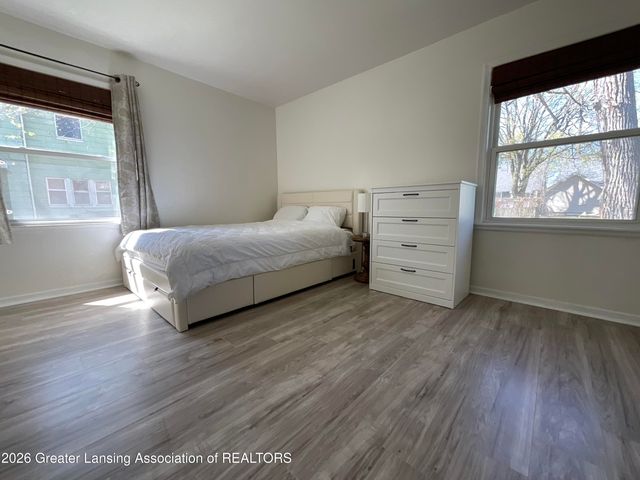 134 S Fairview Avenue, Lansing, MI 48912