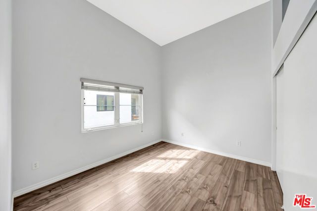 11124 Burbank Boulevard 311, North Hollywood (los Angeles), CA 91601