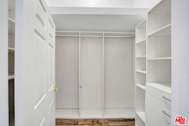 11124 Burbank Boulevard 311, North Hollywood (los Angeles), CA 91601