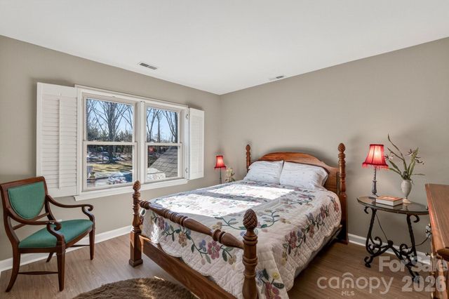 18525 Vineyard Point Lane, Cornelius, NC 28031