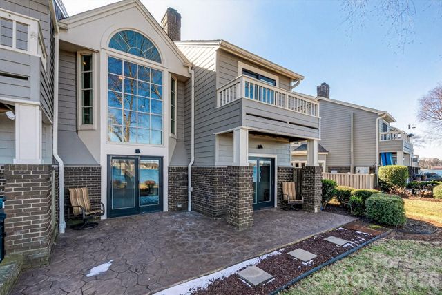 18525 Vineyard Point Lane, Cornelius, NC 28031