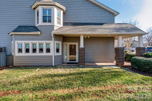 18525 Vineyard Point Lane, Cornelius, NC 28031