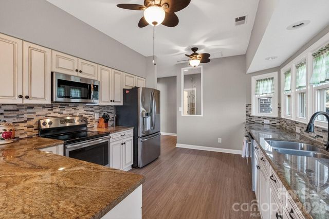 18525 Vineyard Point Lane, Cornelius, NC 28031