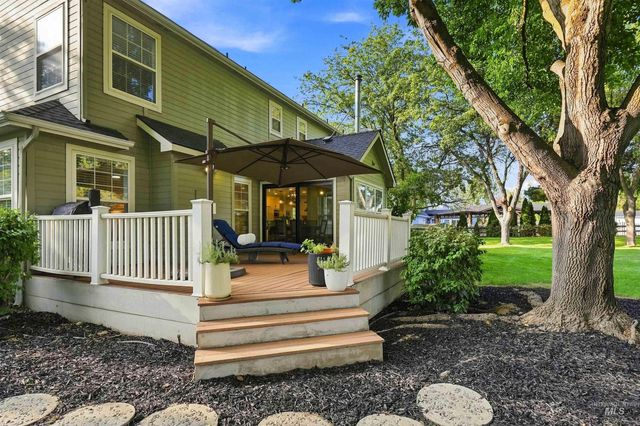 6710 N Barney Ln, Meridian, ID 83646