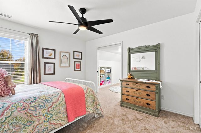 6710 N Barney Ln, Meridian, ID 83646