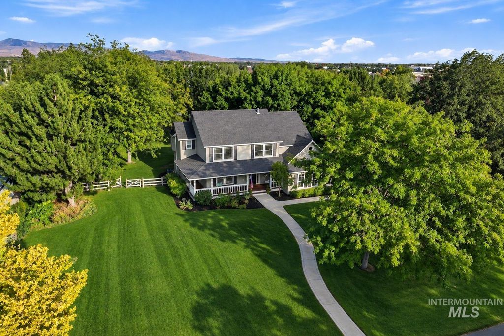 6710 N Barney Ln, Meridian, ID 83646