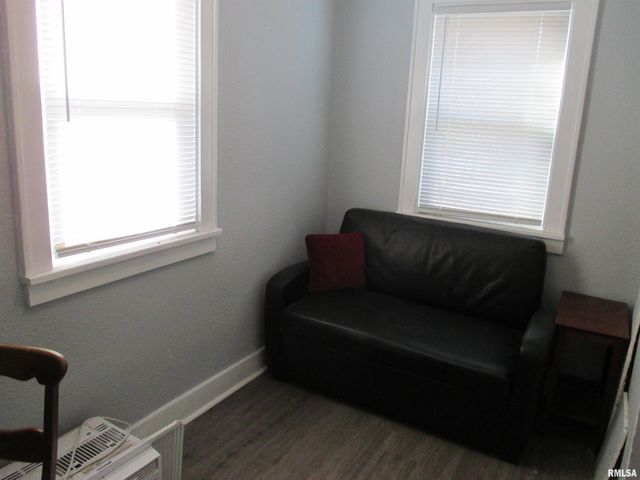 3341 N LEROY Avenue, Peoria, IL 61604