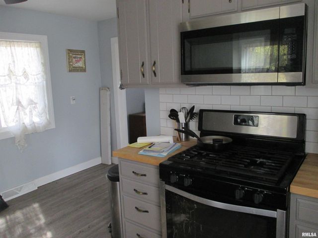 3341 N LEROY Avenue, Peoria, IL 61604