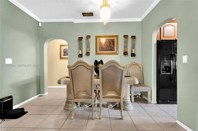 19269 NW 14th St, Pembroke Pines, FL 33029