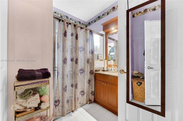 19269 NW 14th St, Pembroke Pines, FL 33029