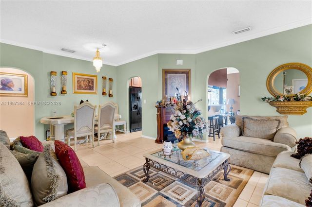 19269 NW 14th St, Pembroke Pines, FL 33029