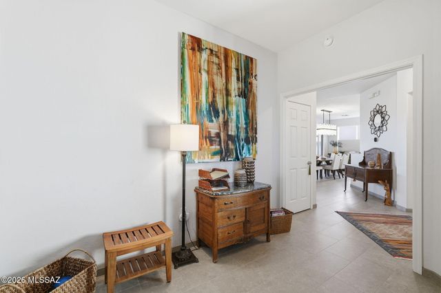 1062 W Union Bell Drive, Green Valley, AZ 85614