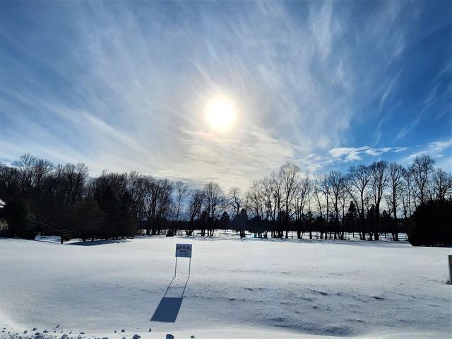 BERRY BRAMBLE TRAIL, Neenah, WI 54956